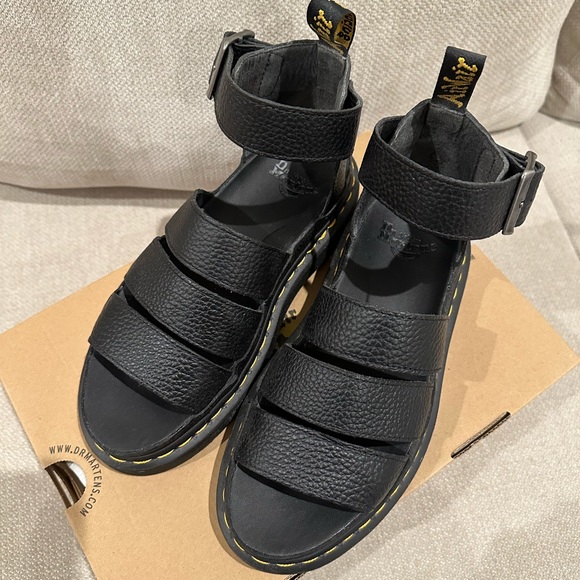 Dr. Martens Shoes - Dr. Martens Clarissa II Quad, Black, US size 7